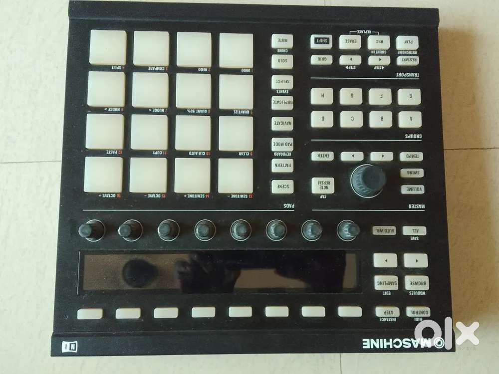 Native Instruments Maschine MK2 + Focusrite Scarlett 2i4Audiointerface