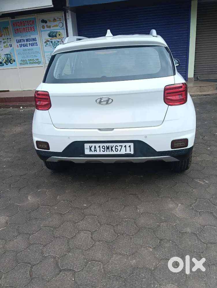 Hyundai Venue Mt 2019 20 Registration Diesel With Sunroof Good Car