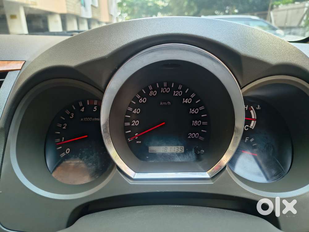 Toyota Fortuner 3.0 4x2 Mt, 2011, Diesel