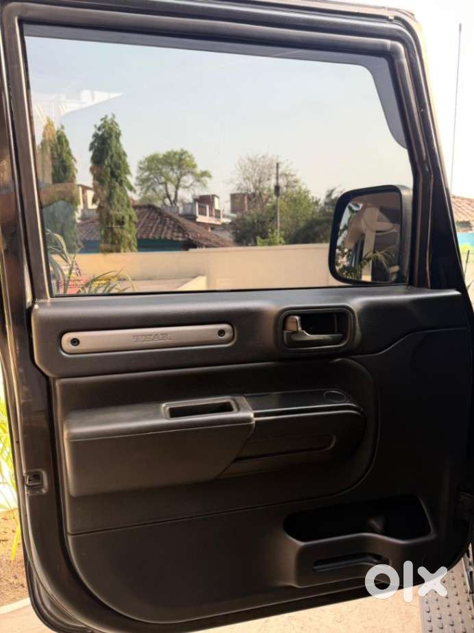 Mahindra Thar Lx Hard Top Petrol Mt 4wd, 2023, Petrol
