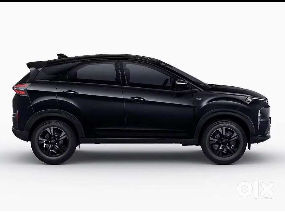 Tata Nexon Auto 2022 Petrol 44200 Km Driven