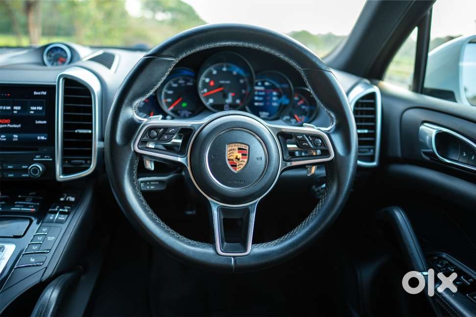 Porsche Cayenne Platinum Edition, 2016, Petrol