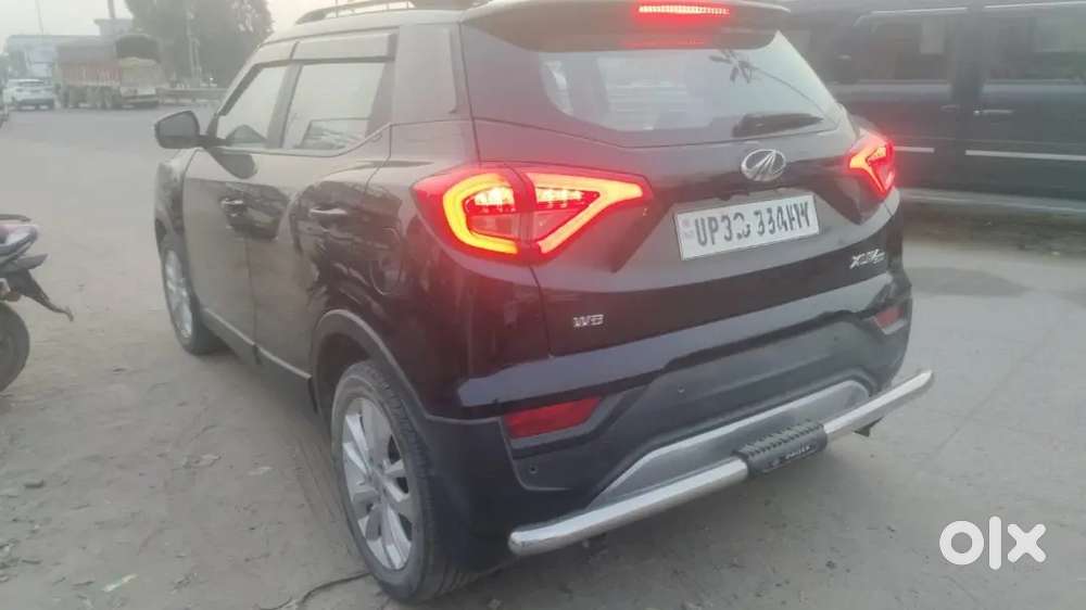 Mahindra Xuv300 W8 Dec 2020 Petrol Well Maintained