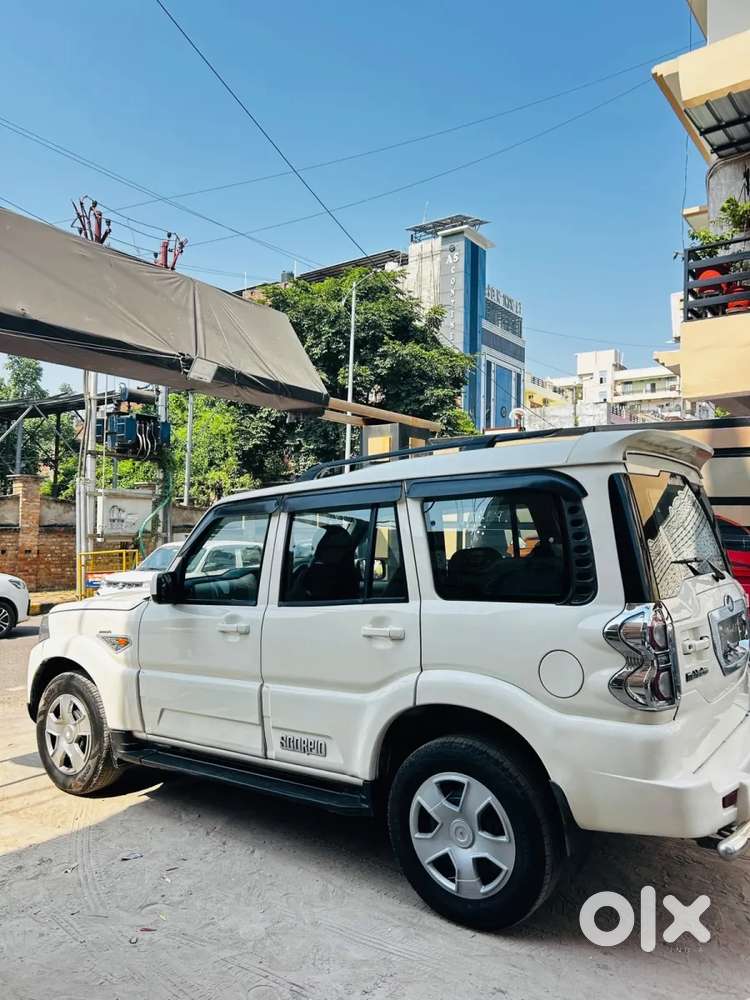 Mahindra Scorpio S6, 2015, Diesel