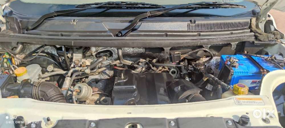 Mahindra Tuv 300 T10 Opt, 2018, Diesel