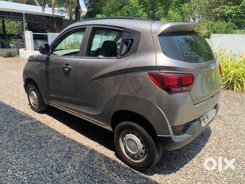 Mahindra Kuv 100 G80 K2, 2016, Petrol