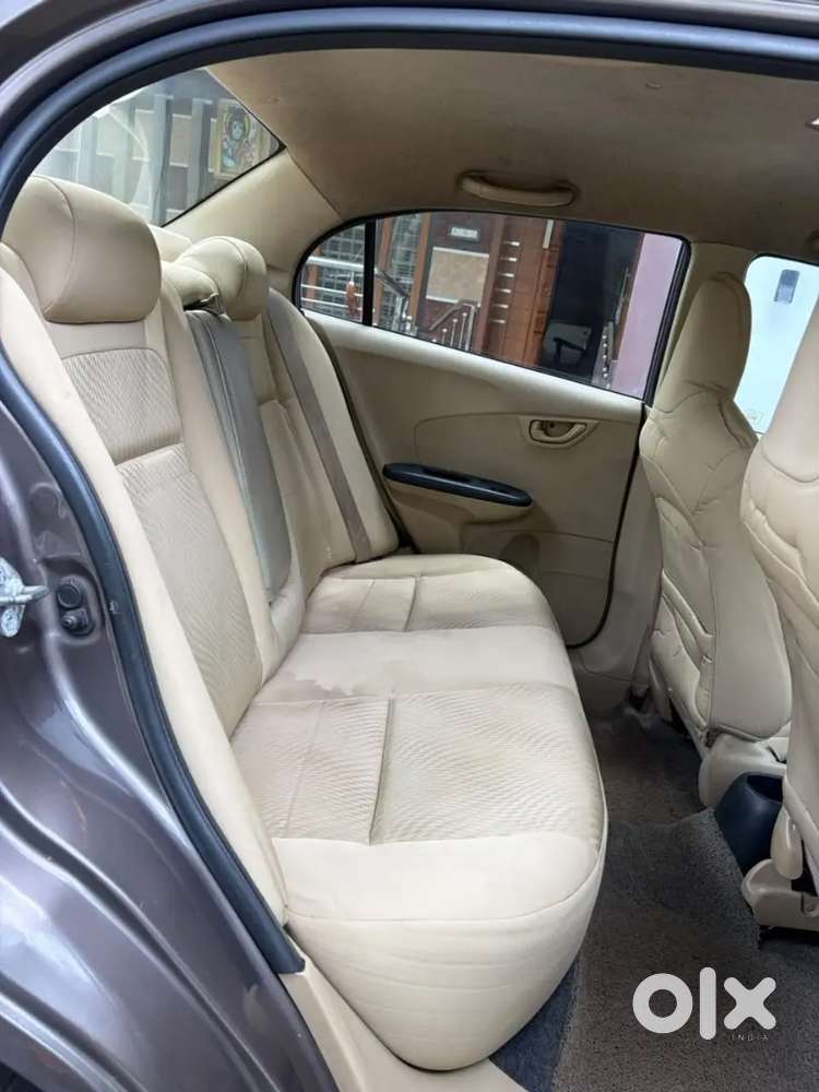 Honda Amaze 2014 Diesel, 1st Owner, Automatic
