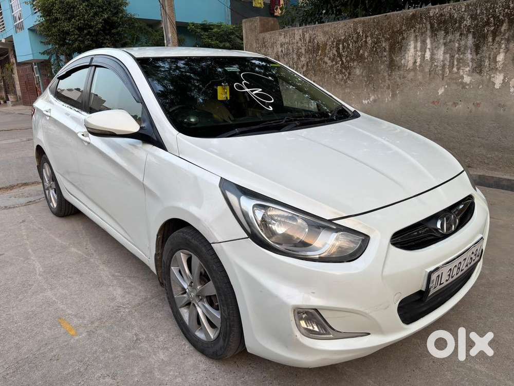 Verna 2013 Manual Top Model Fixed Price  / Only Genuine Buys Only Plz