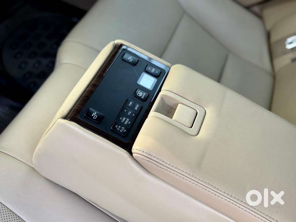 Toyota Camry Hybrid, 2017, Petrol