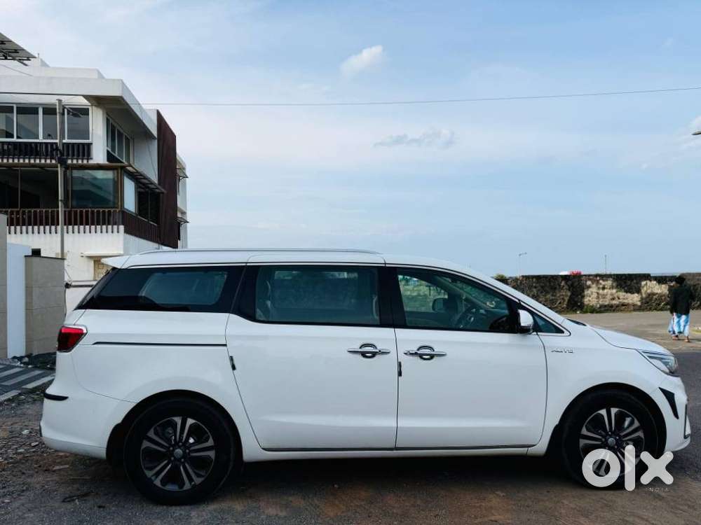 Kia Carnival Prestige, 2021, Diesel