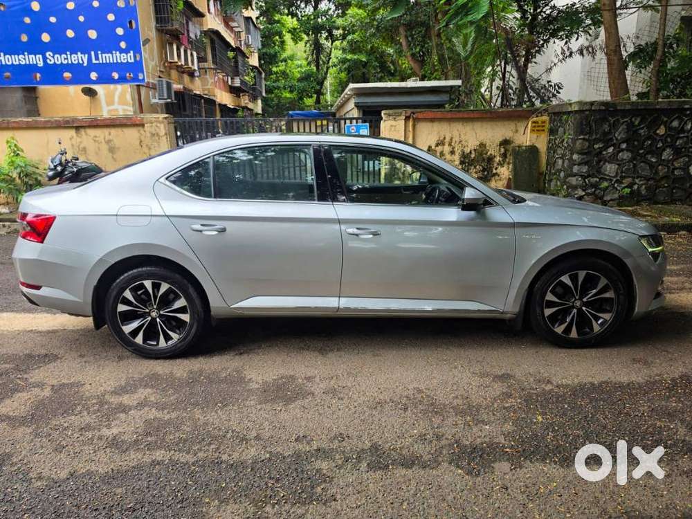 Skoda Superb 2.0 L&k Tsi At, 2022, Petrol
