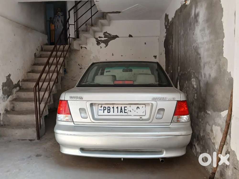 Maruti Suzuki Esteem 2006
