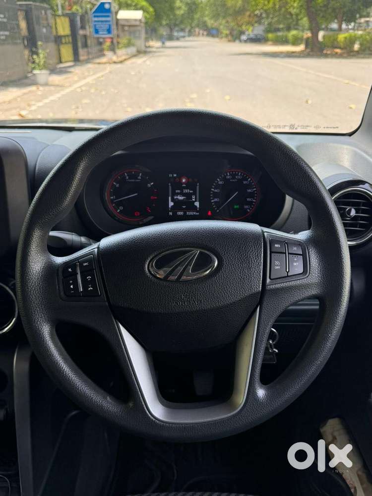 Mahindra Thar Lx Hard Top Petrol Mt 4wd, 2023, Petrol