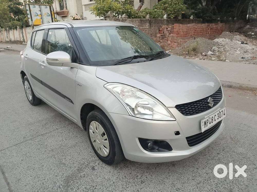 Maruti Suzuki Swift Vxi + Manual, 2013, Petrol