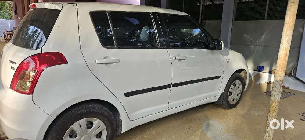 Maruti Suzuki Swift 2011