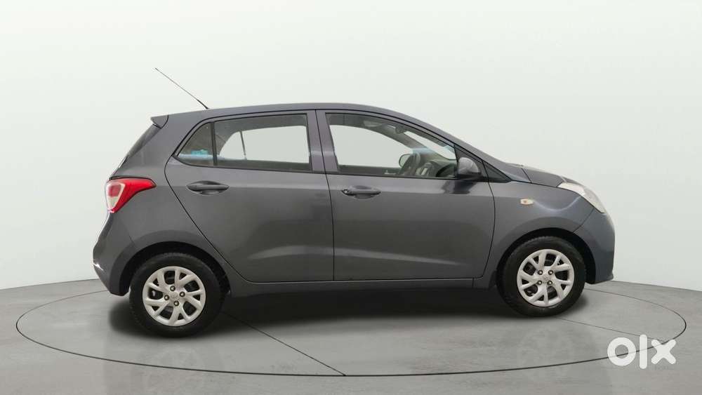 Hyundai Grand I10 Sportz 1.2 Kappa Vtvt, 2017, Petrol