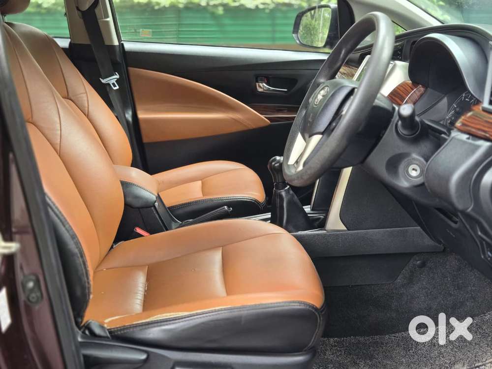 Toyota Innova Crysta 2.4 G Plus Mt 8 Str, 2019, Diesel