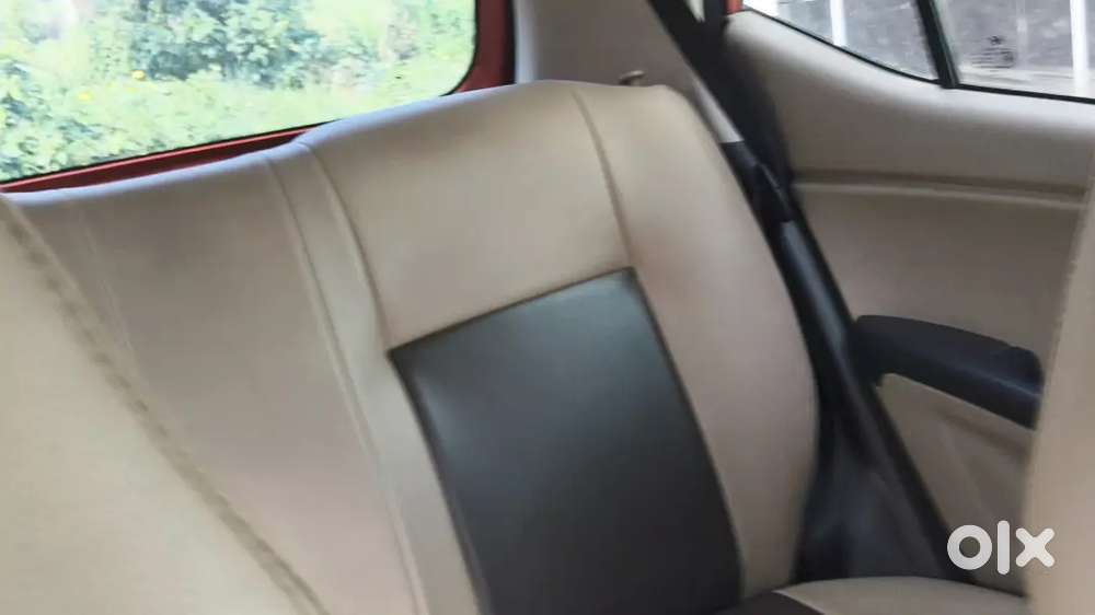 Hyundai I10 2010 1st Owner Tax Updated Till 2030