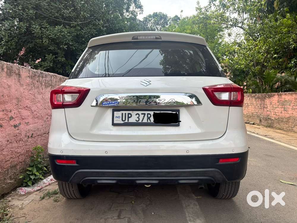 Maruti Suzuki Vitara Brezza Lxi 2022 (converted To Zxi+)  48000 Km