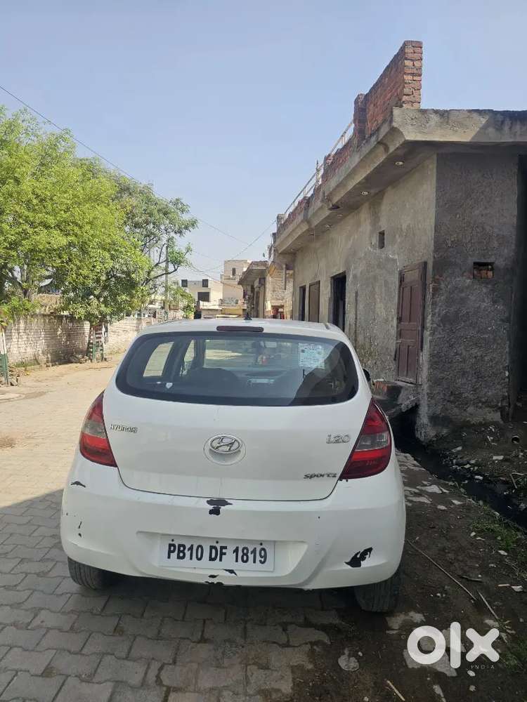 Hyundai I20 2011 Diesel 76000 Km Driven