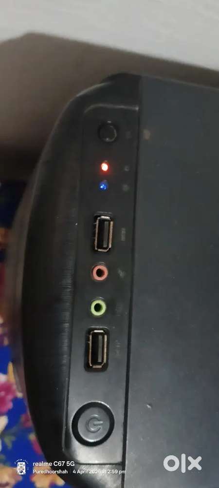 4gb Ram 
256 Gb Memory 
3th Ganration 
Windows10 
Zebonomics All Setap