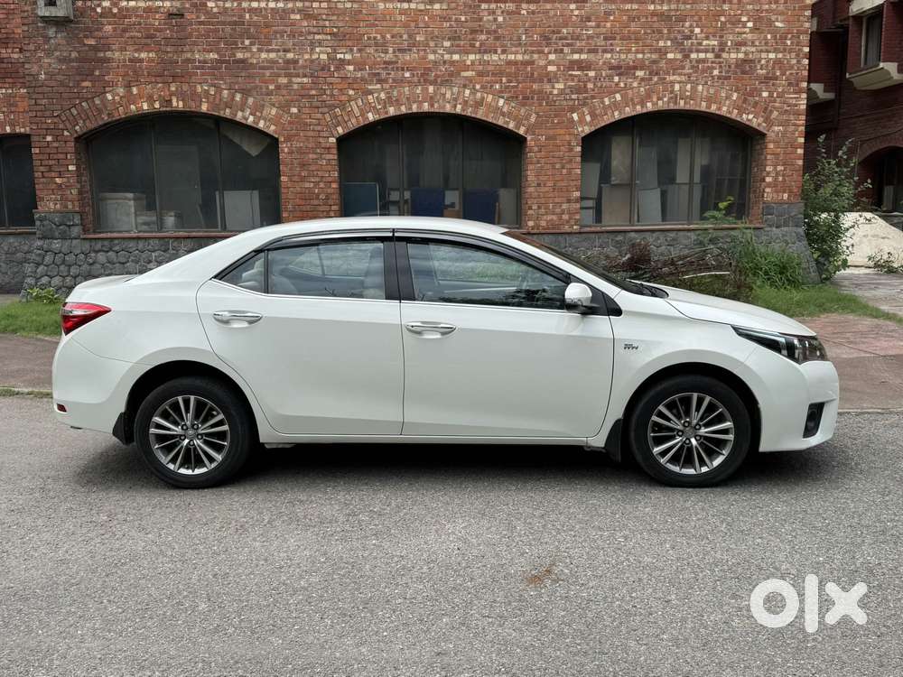 Toyota Corolla Altis Vl At, 2016, Petrol