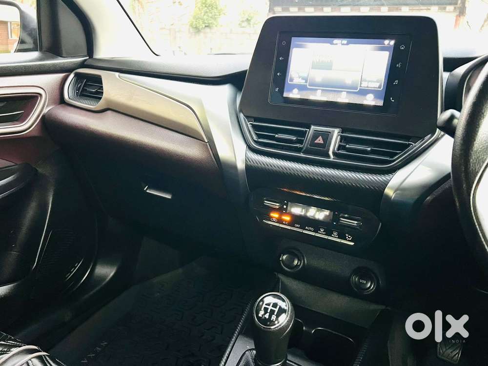 Maruti Suzuki Fronx Delta Plus 1.2 Mt, 2023, Petrol