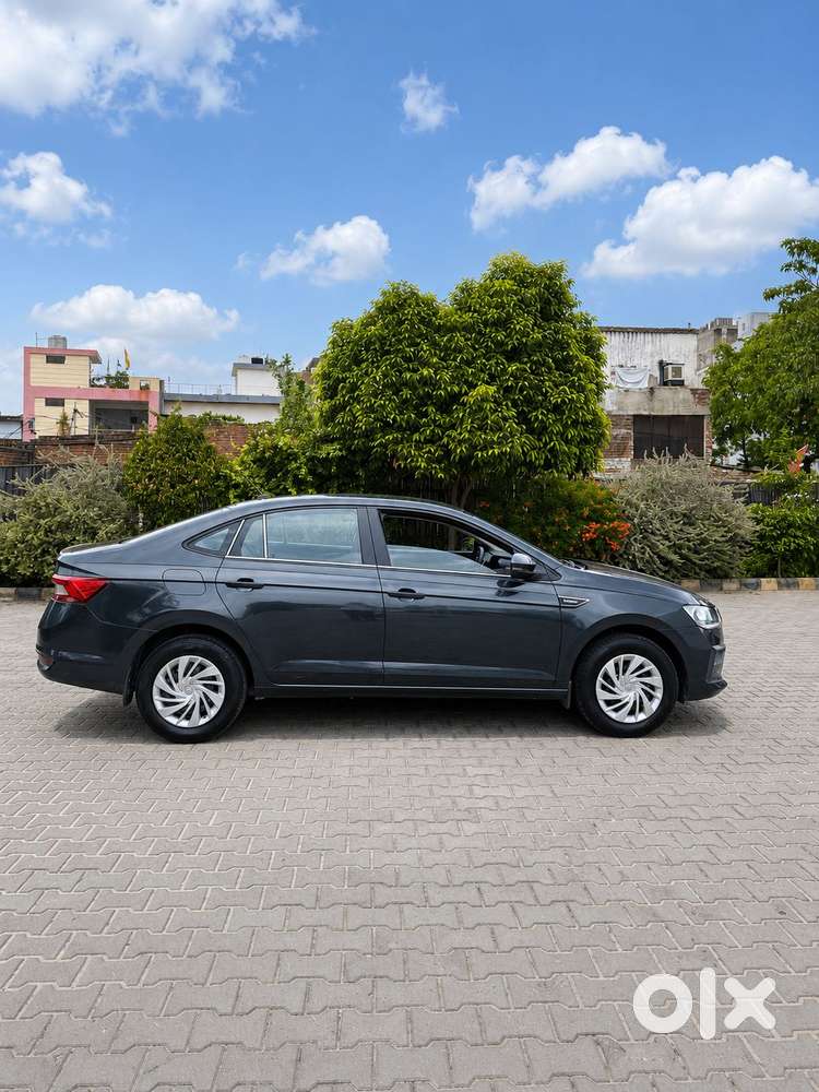 Skoda Slavia 1.0 Active Tsi, 2022, Petrol