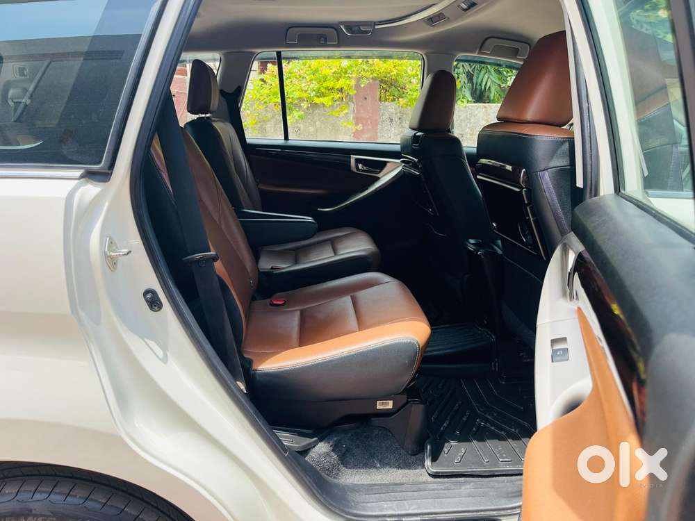 Toyota Innova Crysta Zx 2.4 Diesel 7 Seater, 2022, Diesel