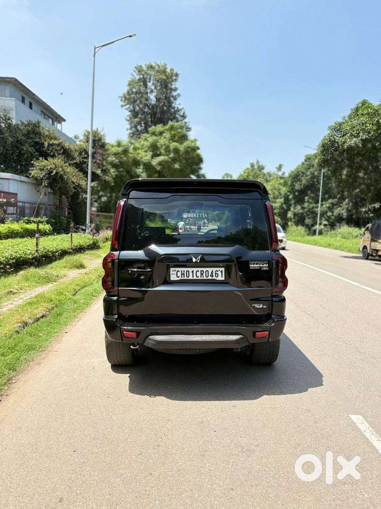 Mahindra Scorpio Classic 2.2 S 11 Mt 7 Str, 2023, Diesel