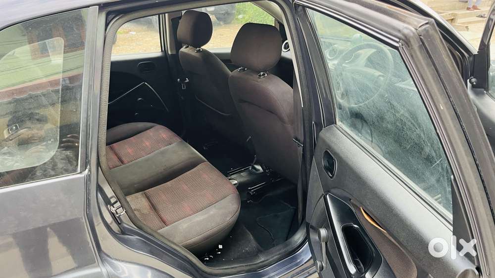 Ford Figo 2010-2012 Diesel Zxi, 2010, Diesel