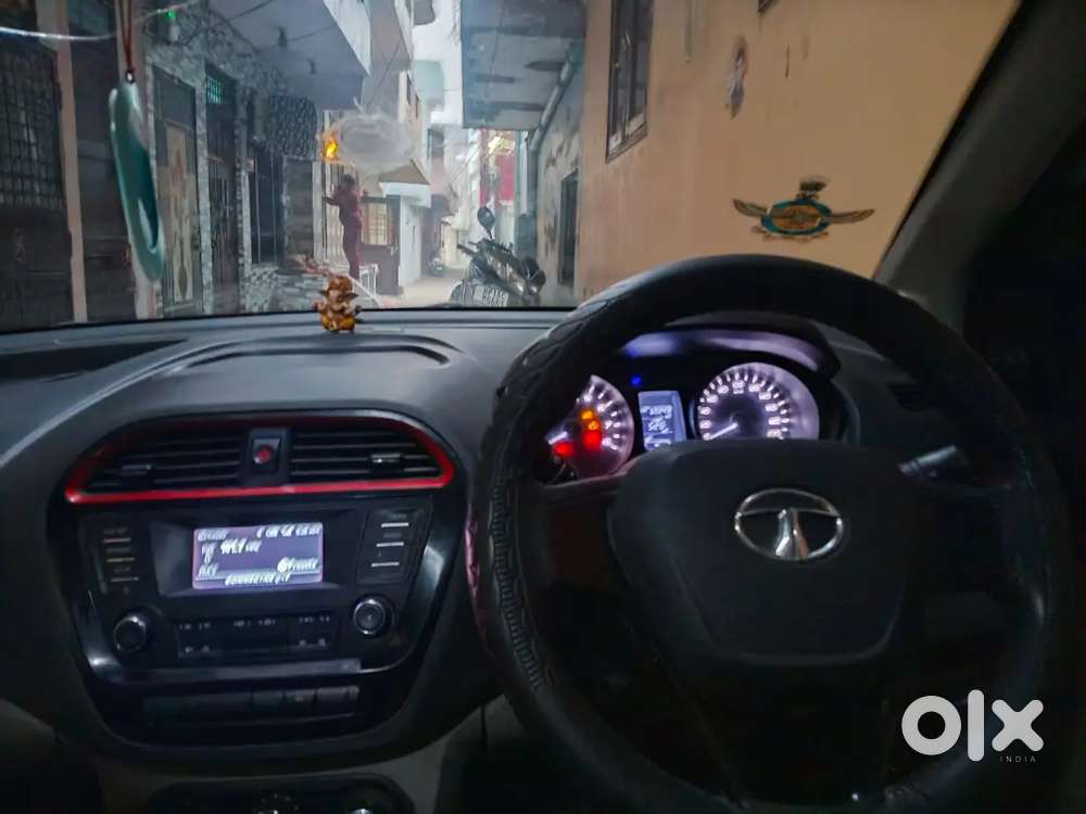 Cng/up No/1st Owner/tata Tiago Wizz Revotron 2018