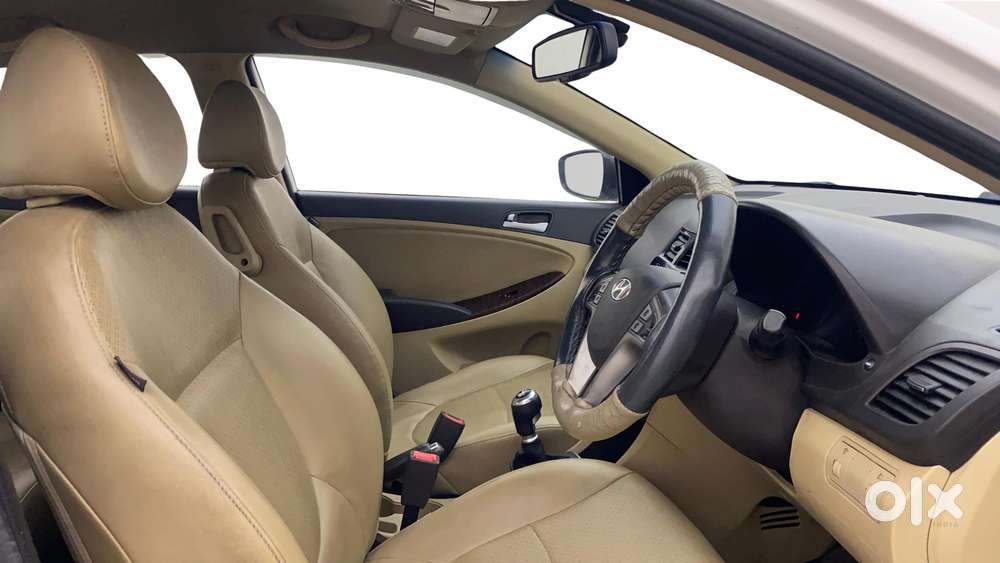 Hyundai Verna [ ] Fluidic 4s 1.6 Vtvt Sx, 2015, Petrol