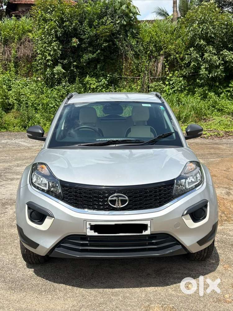 Nexon Petrol Automatic Look Like New