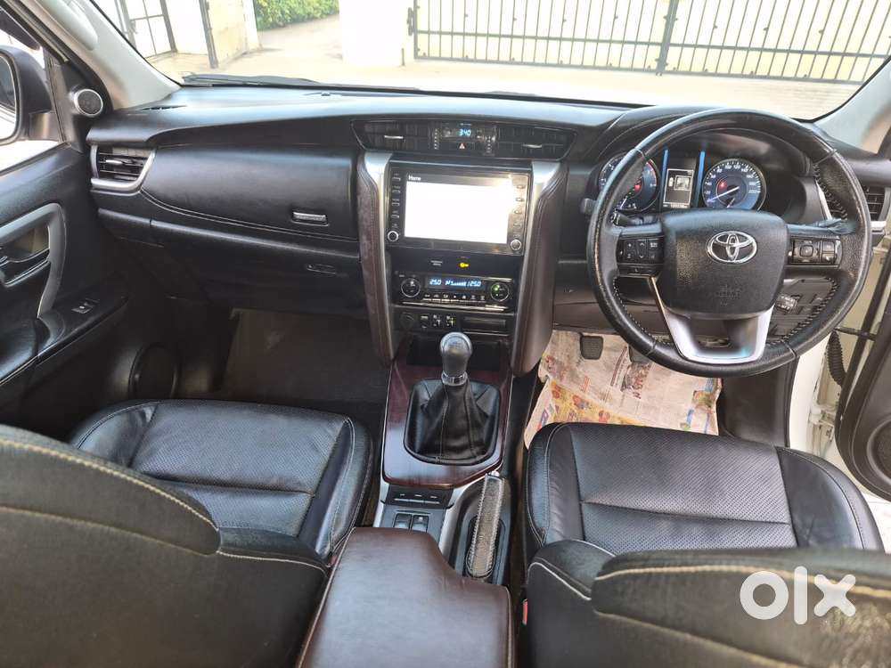 Toyota Fortuner 4x2 At 2.8 Diesel, 2022, Diesel