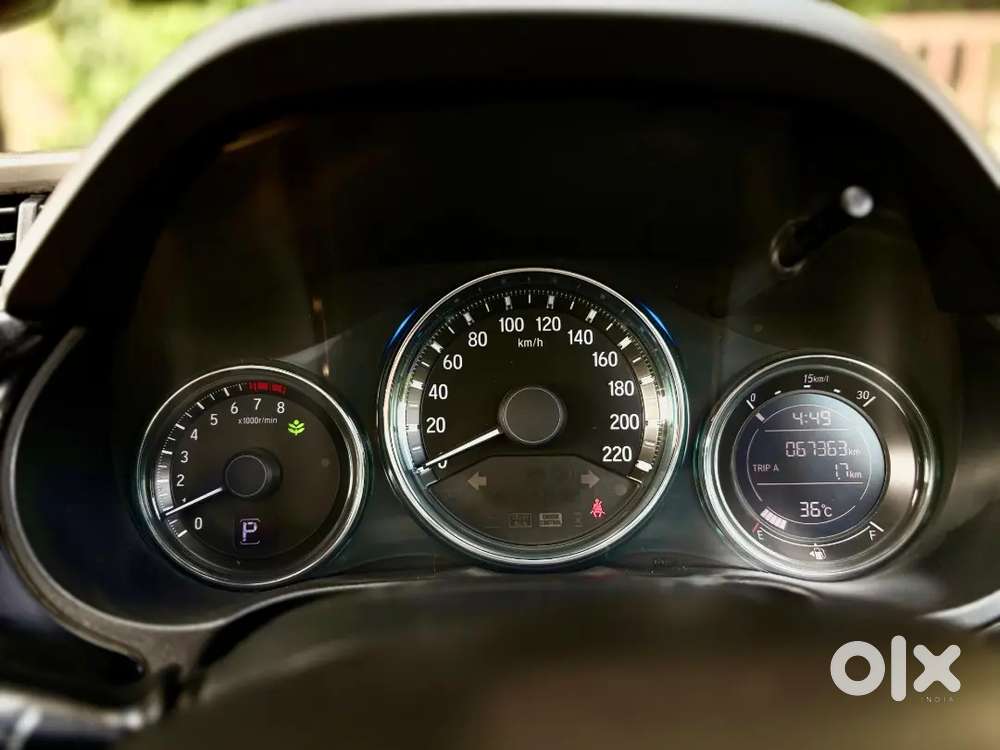 2017 Honda City Zx Petrol Automatic Sunroof Button Start