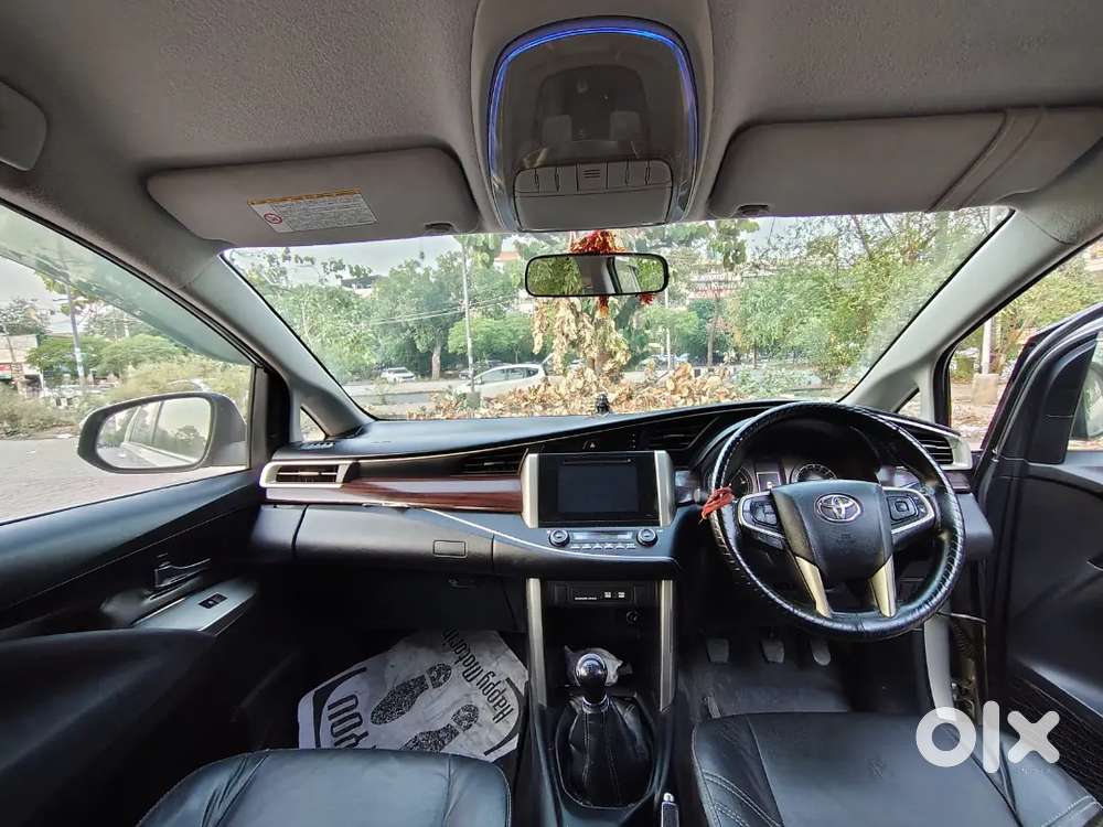 Toyota Innova Crysta 2016 Diesel 128000 Km Driven
