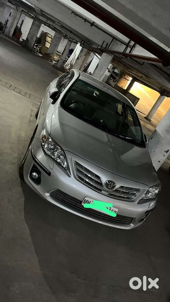 Toyota Corolla Altis 2011