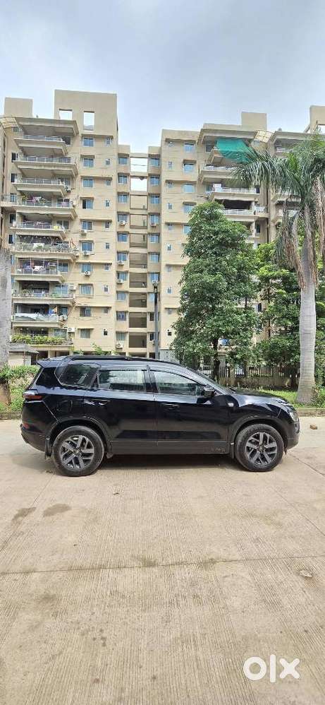 Tata Safari 2.0 Xz Plus Dark Edition, 2023, Diesel