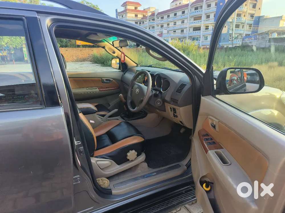 Toyota Fortuner 2009 Diesel 125000 Km Driven, 4*4 ,passed 2030