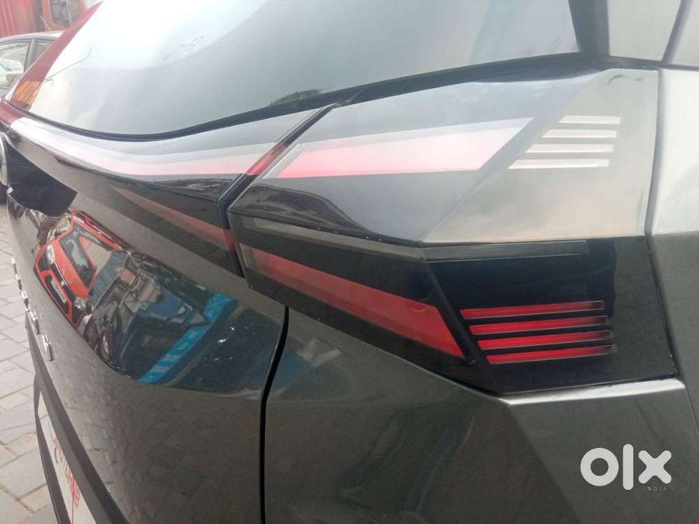 Tata Nexon Pure 1.2 S Revotron Petrol 6 Mt, 2025, Petrol