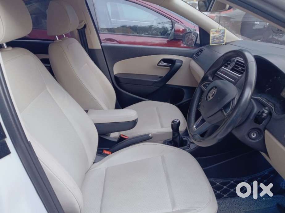 Skoda Rapid 1.6 Mpi Style, 2018, Petrol
