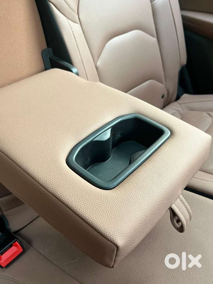 Mg Hector Plus Savvy Pro 1.5 Turbo Petrol Cvt 7 Str, 2023, Petrol