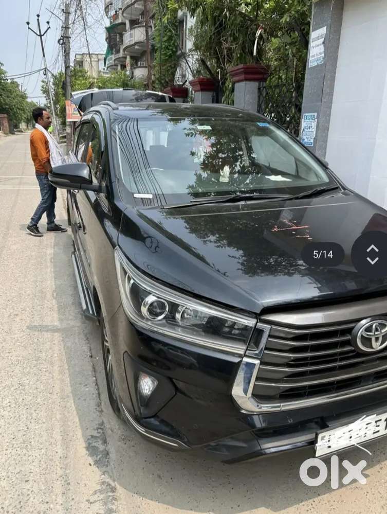 Toyota Innova Crysta 2.7 Petrol Mt 2022