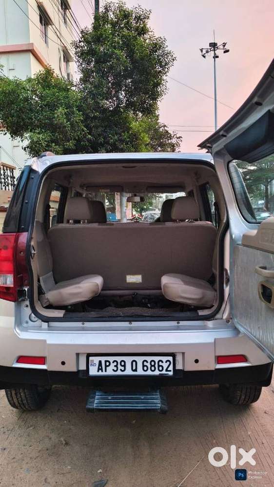 Mahindra Tuv 300 T6 Plus, 2018, Diesel