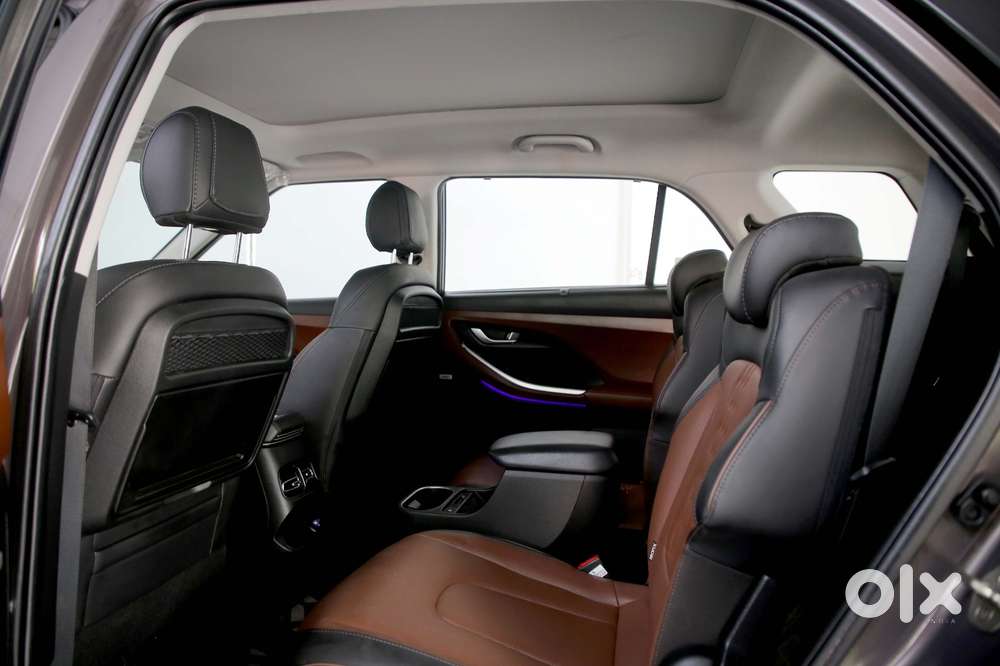 Hyundai Alcazar 2.0 Signature (o) Petrol At 6 Str, 2021, Petrol