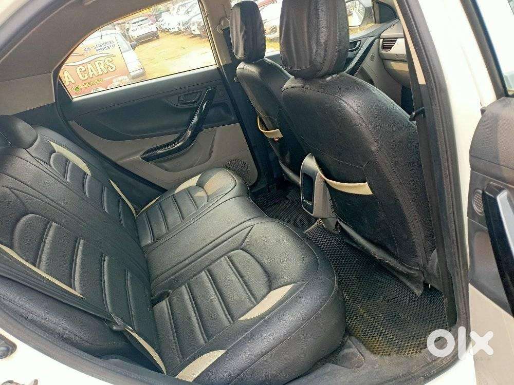 Tata Nexon 1.5 Revotorq Xm (s), 2018, Diesel