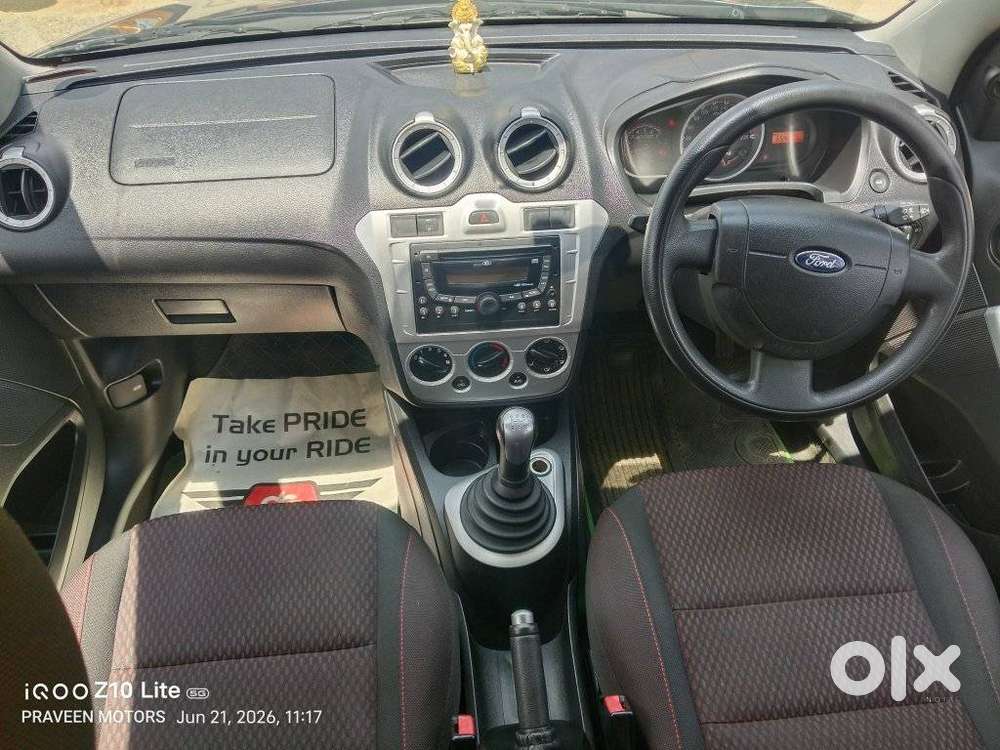 Ford Figo 1.2p Titanium Mt, 2011, Petrol
