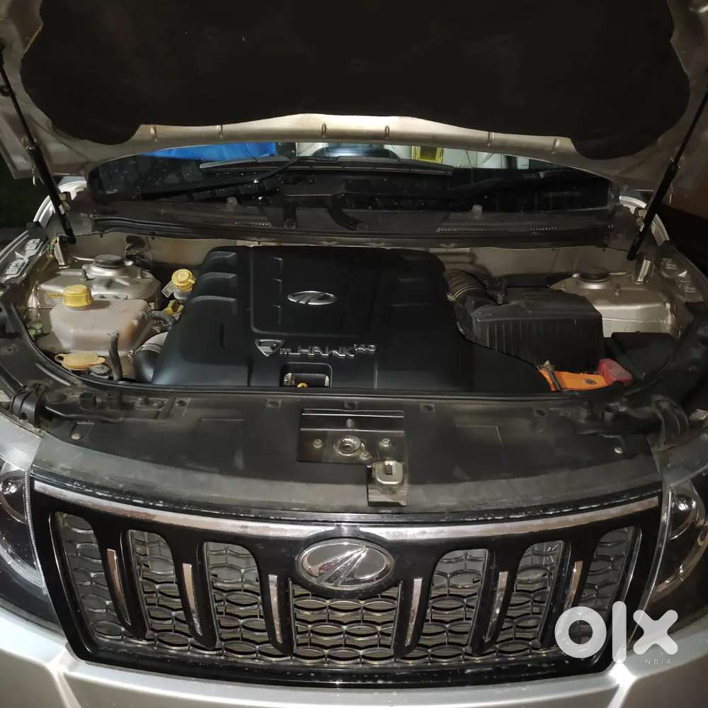Mahindra Xuv500 W10 (top Model)  2016  Sunroof  Excellent Condition