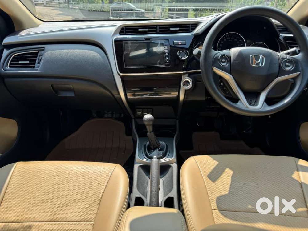 Honda City I-vtec V, 2020, Petrol